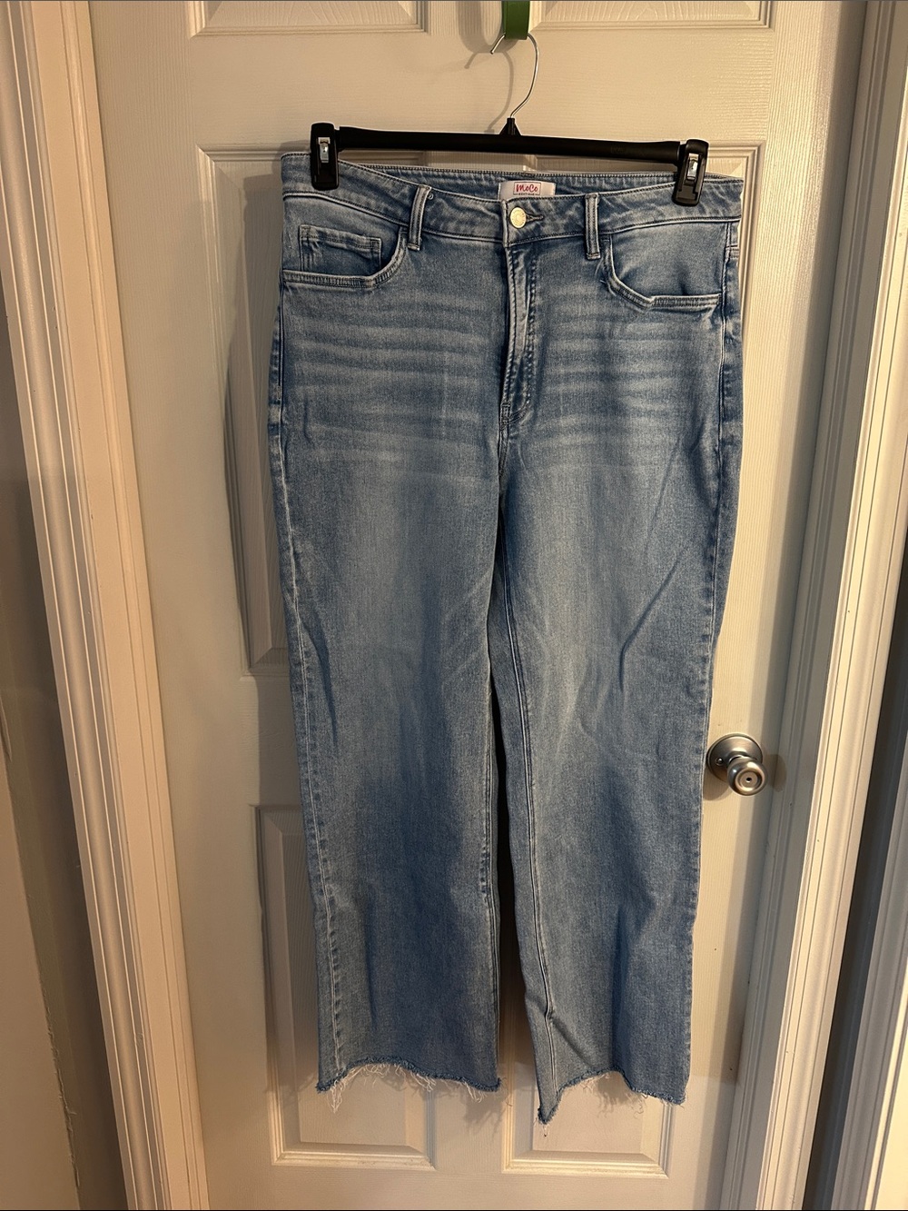 Light Wash High-Rise Wide Leg Jeans — Women